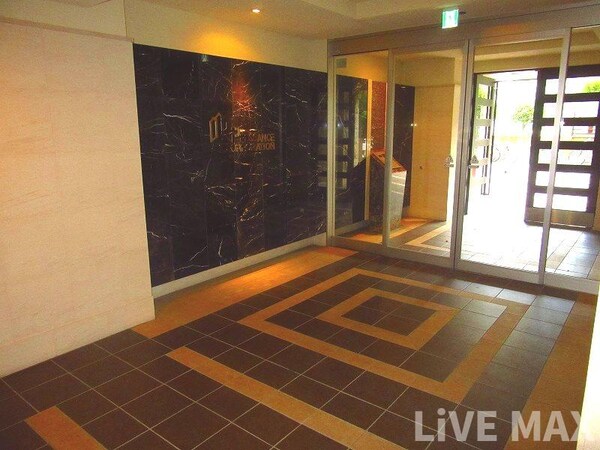 ロビー・ラウンジ