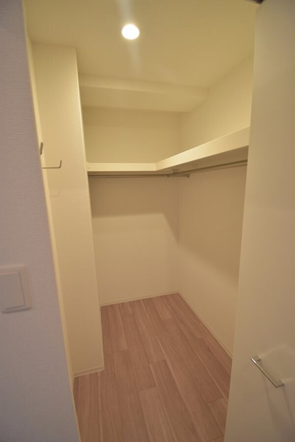 収納(同施工会社の同仕様写真)