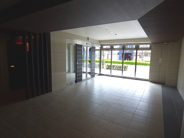 ロビー・ラウンジ