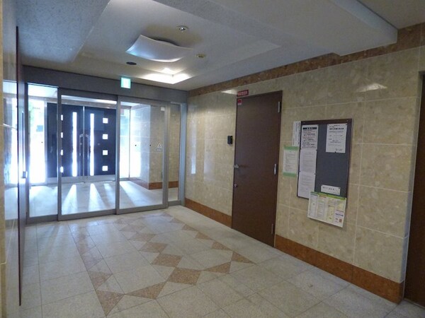 ロビー・ラウンジ