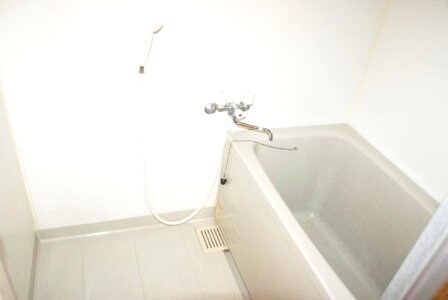 物件内観写真6　(浴室)