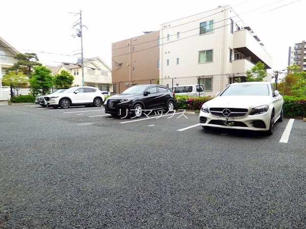 駐車場(当店は家主強制でない場合、消毒・抗菌代や安心サポート代など不)