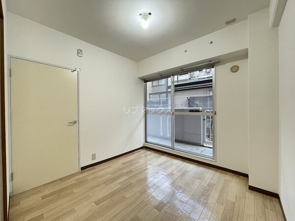 寝室(別部屋参考写真)