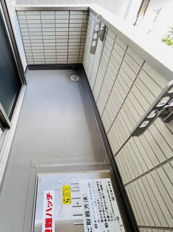 バルコニー