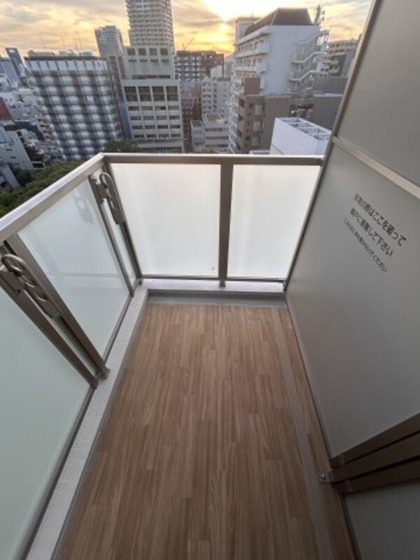 バルコニー(※別階層のお部屋の参考写真となります。)