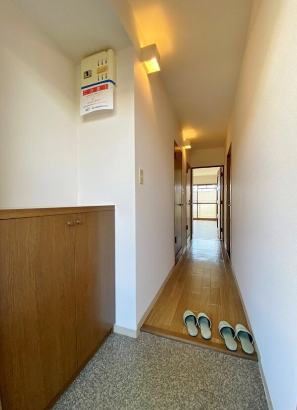 玄関(別部屋参考写真)
