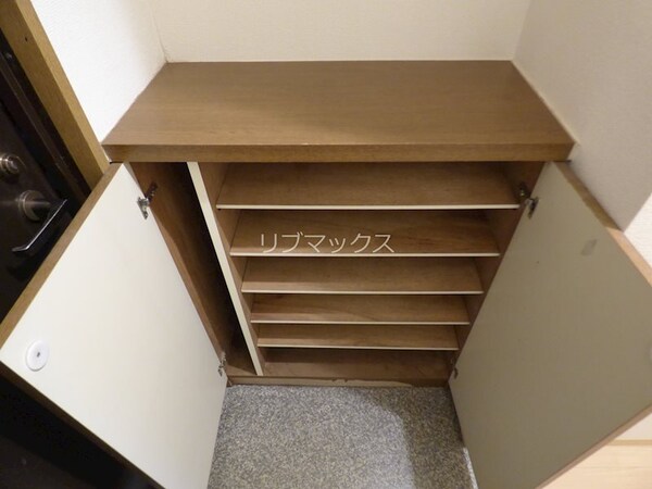 収納(別部屋参考写真)