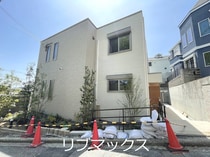 東海道本線・山陽本線<JR神戸線> 摂津本山駅 2階建 築3年の外観写真