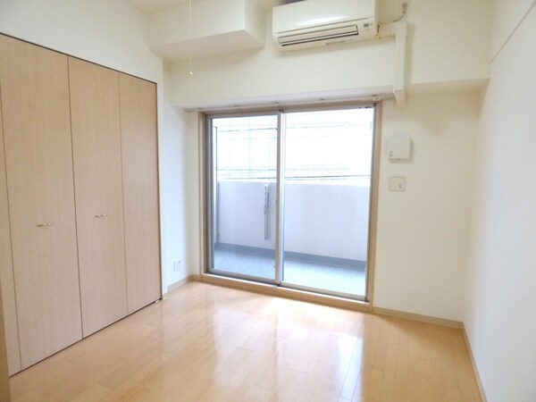 寝室(明るいお部屋☆)