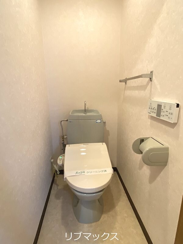 トイレ(※同物件別部屋写真※)
