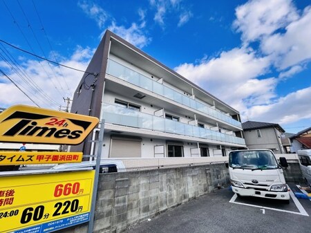 ルーセス甲子園外観写真