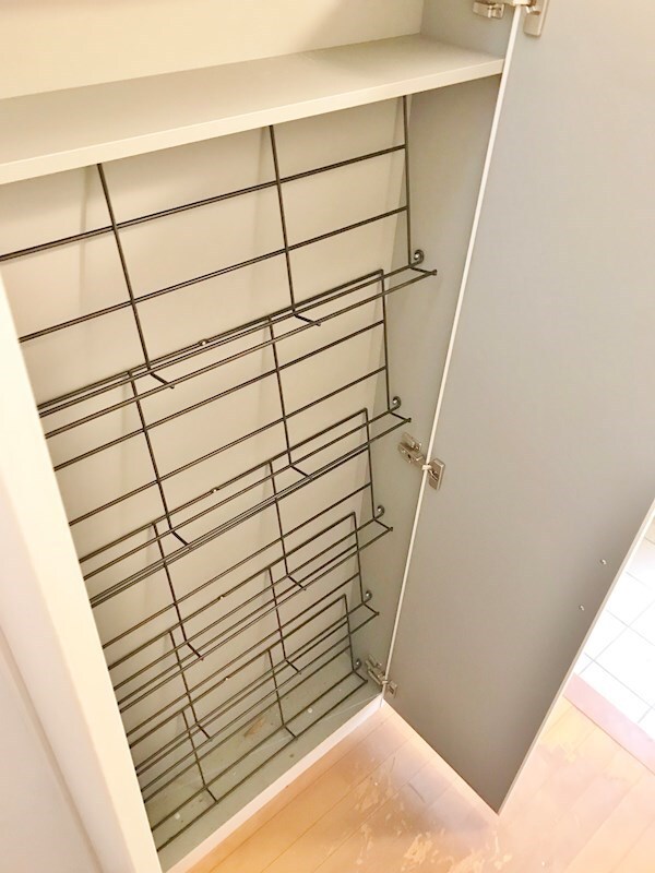 玄関(シューズボックス　別部屋参考写真)