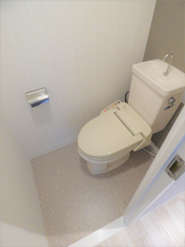 トイレ(別部屋参考写真)