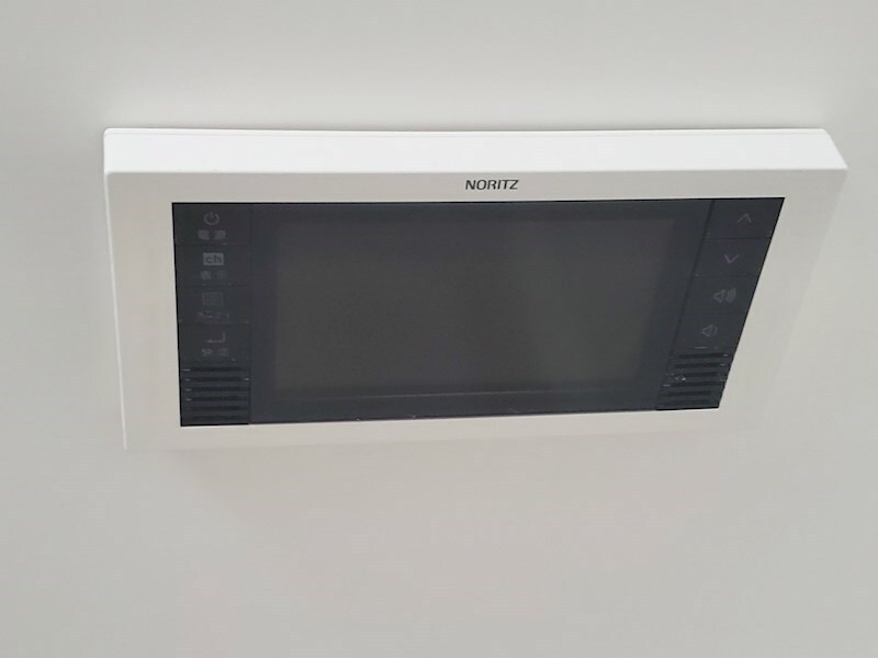 物件内観写真19　(浴室TV)