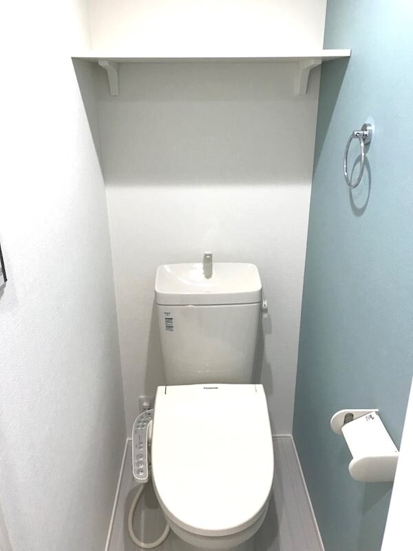トイレ(※同タイプのお部屋の写真になります。)