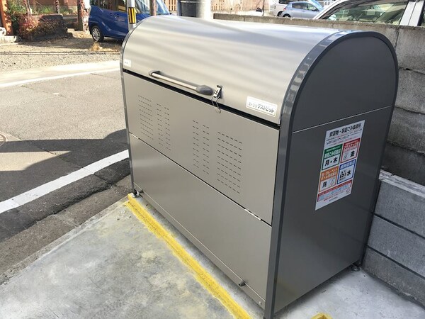 建物設備(ゴミ捨て場)