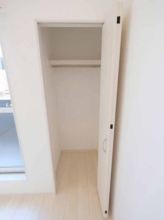 物件内観写真11　(クローゼット)