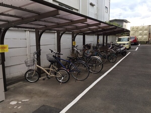 建物設備(駐輪場)