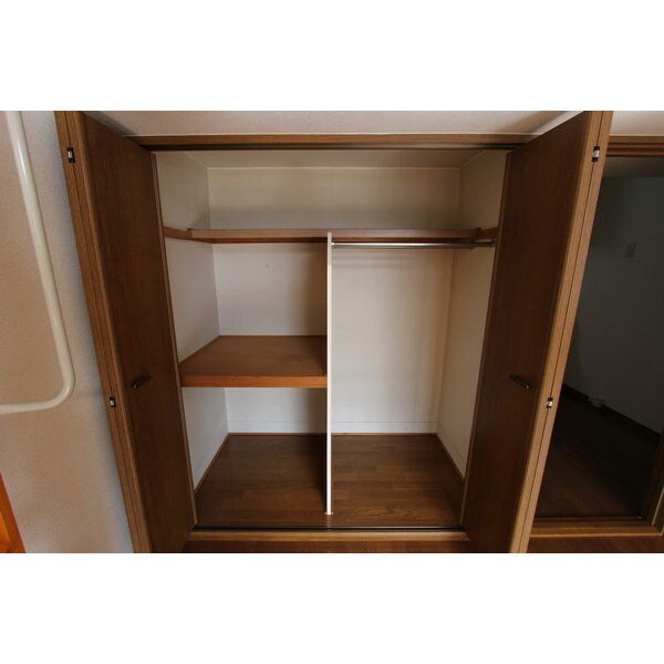 物件内観写真2　(反転・現状優先)