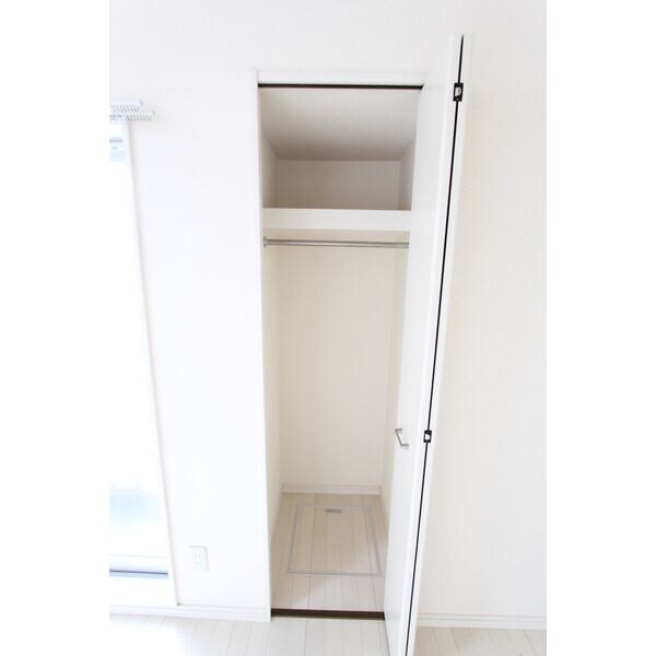 収納(同タイプのお部屋の写真となります。)