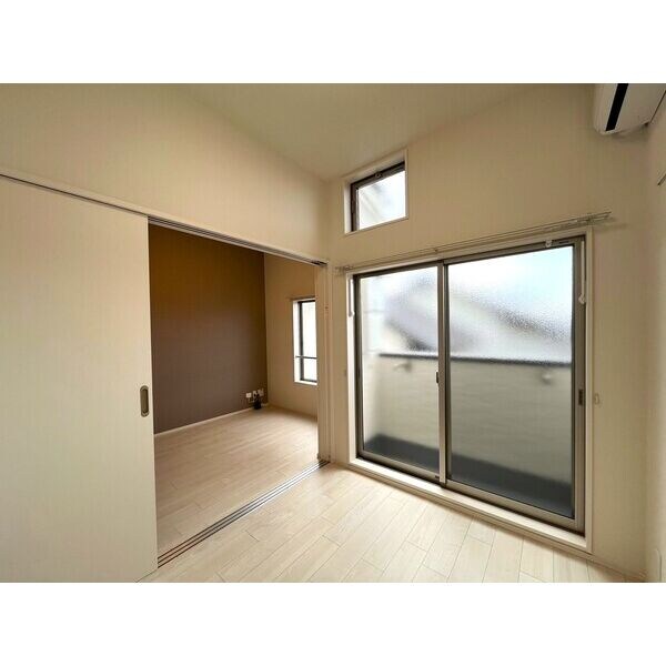 物件内観写真2　(※同じシリーズの室内写真)