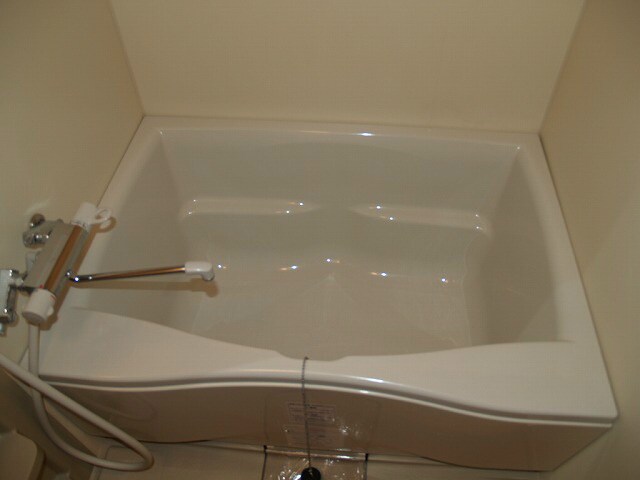 物件内観写真13　(浴槽)