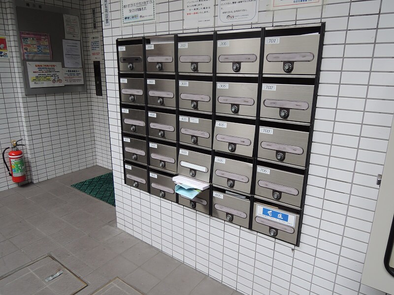 物件内観写真8　(郵便受け)