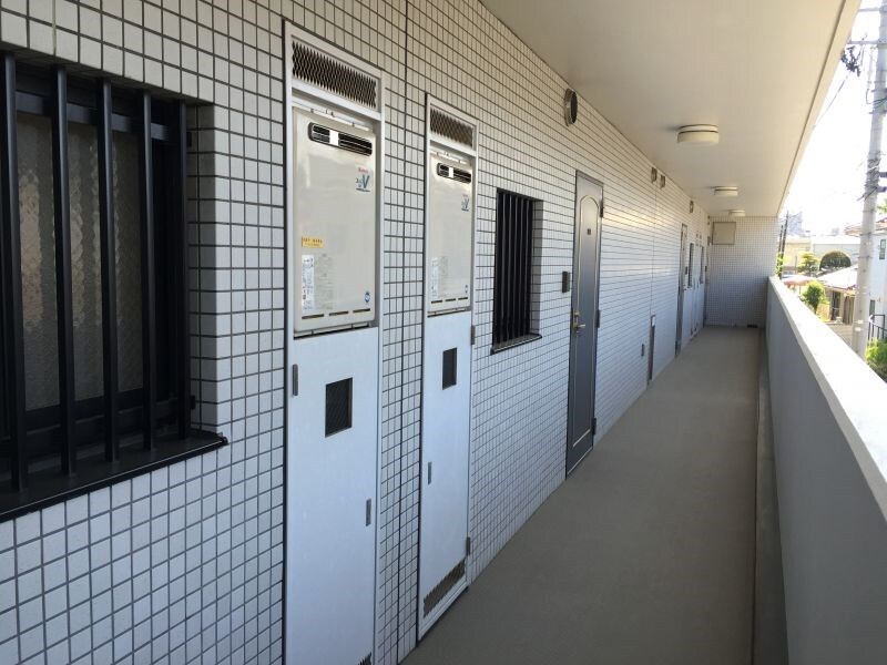 物件内観写真23　(通路)