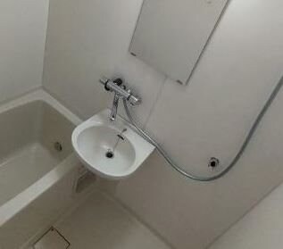 物件内観写真9　(洗面台)