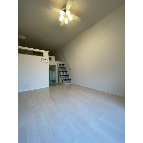 居室(※同シリーズの写真になります。)