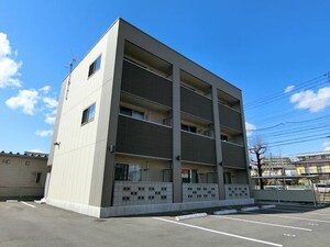 フラッツ市名坂外観写真