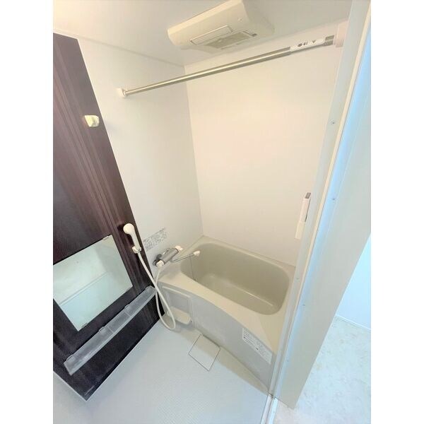 物件内観写真7　(同タイプの写真です。)