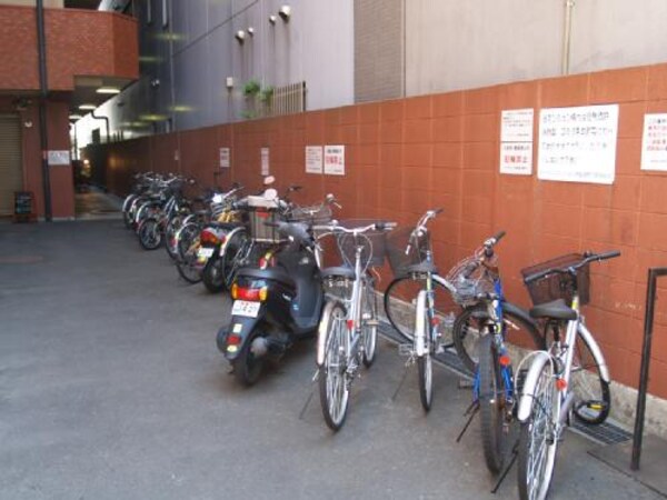 建物設備(駐輪場)