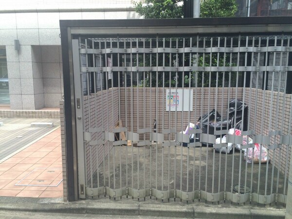 建物設備(敷地内ゴミ置場)
