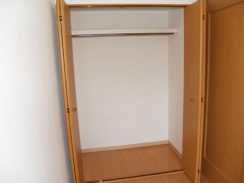物件内観写真11　(クローゼット)