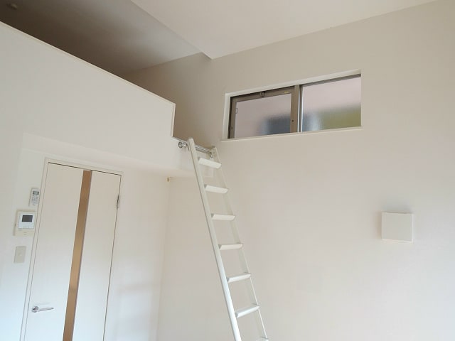 物件内観写真16　(はしごタイプ。※同じシリーズの室内写真)