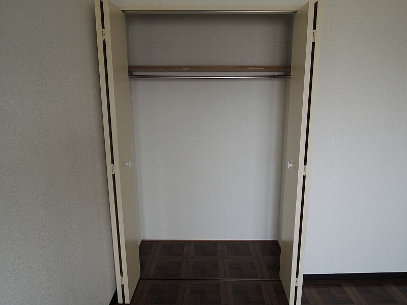 物件内観写真15　(クローゼット)