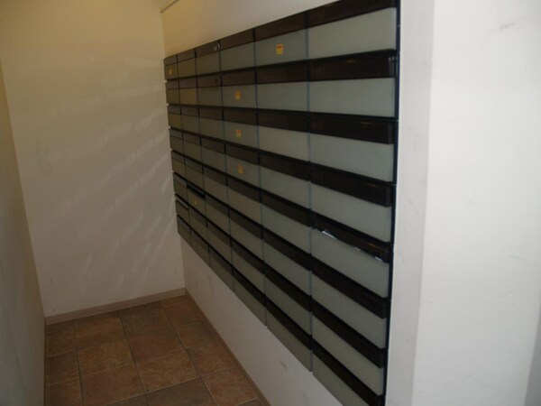 建物設備(メールボックス)