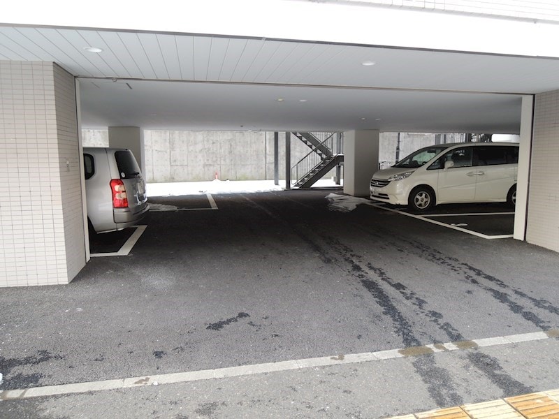 物件外観写真4　(※現状優先)