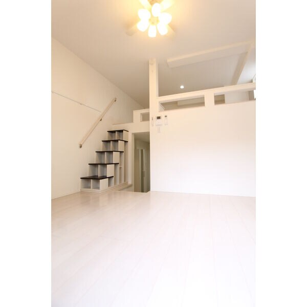 物件内観写真3　(※同シリーズの写真になります。)