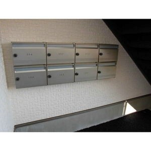 物件内観写真15　(郵便受け)