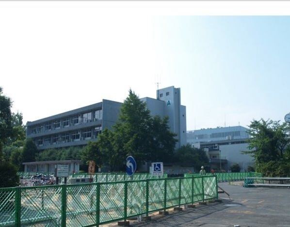 物件外観写真3　(東北大学川内キャンパス（1413m）)