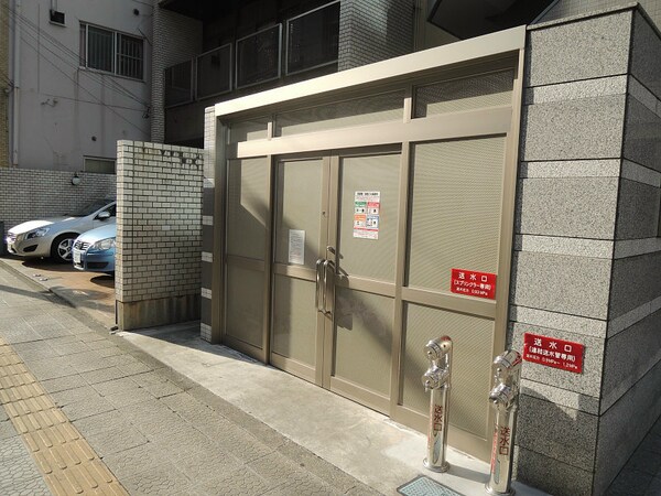 外観(敷地内ゴミ置き場)
