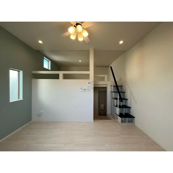 物件内観写真2　(※同シリーズの室内写真となります。)