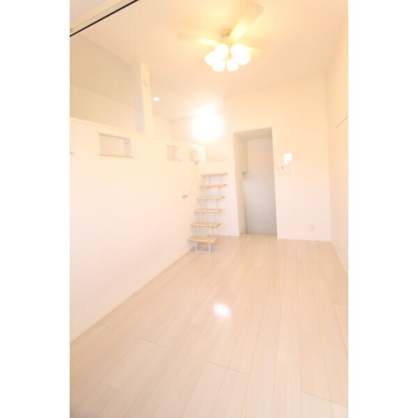 物件内観写真3　(イメージ)