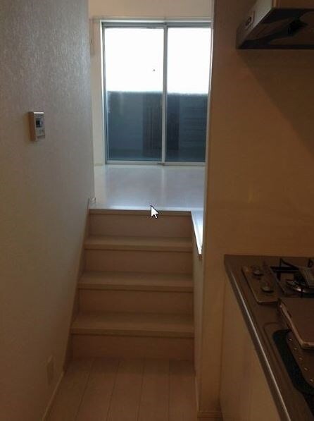 物件内観写真2　(同タイプのお部屋の写真です。)