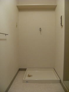 物件内観写真10　(洗濯防水パン)