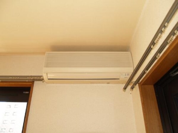 建物設備(エアコン)