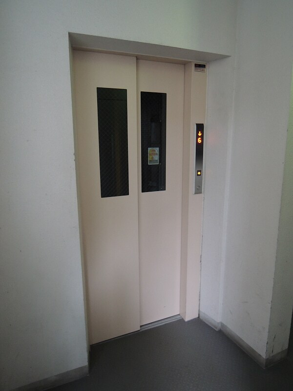 建物設備(エレベーター)
