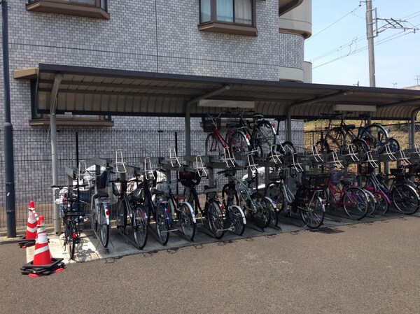 建物設備(駐輪場)